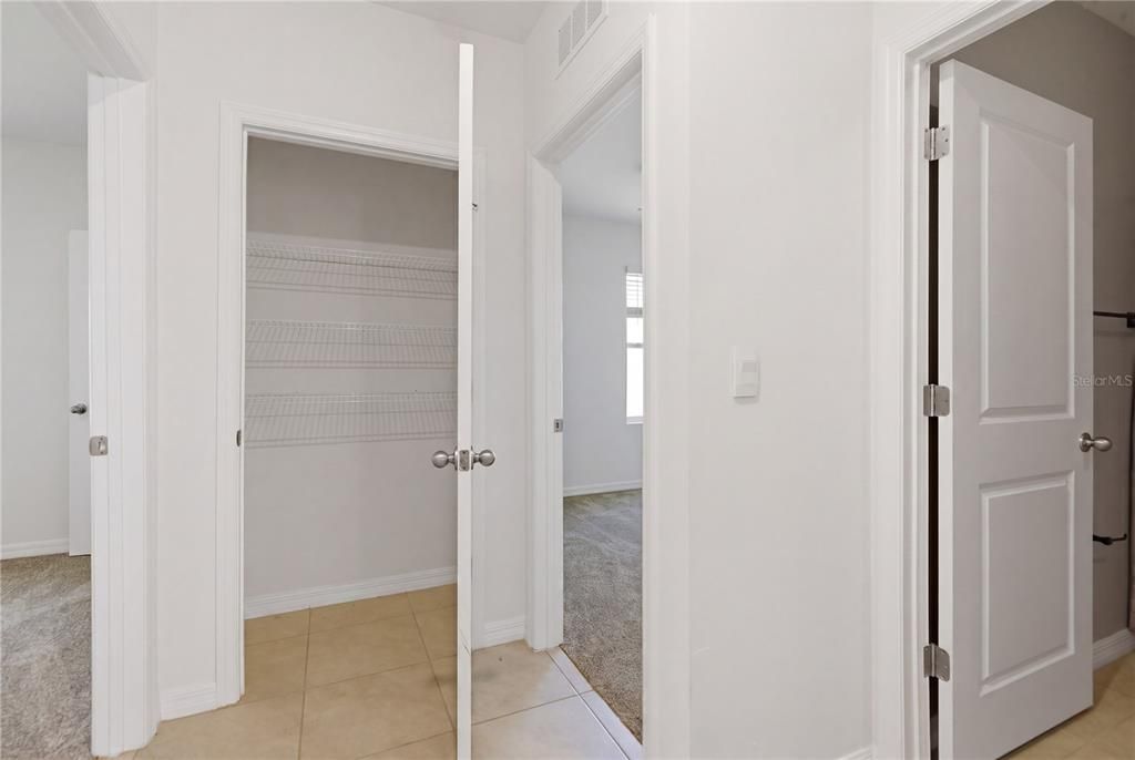 For Sale: $399,900 (3 beds, 2 baths, 1516 Square Feet)