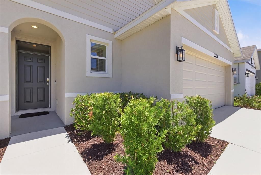 For Sale: $399,900 (3 beds, 2 baths, 1516 Square Feet)