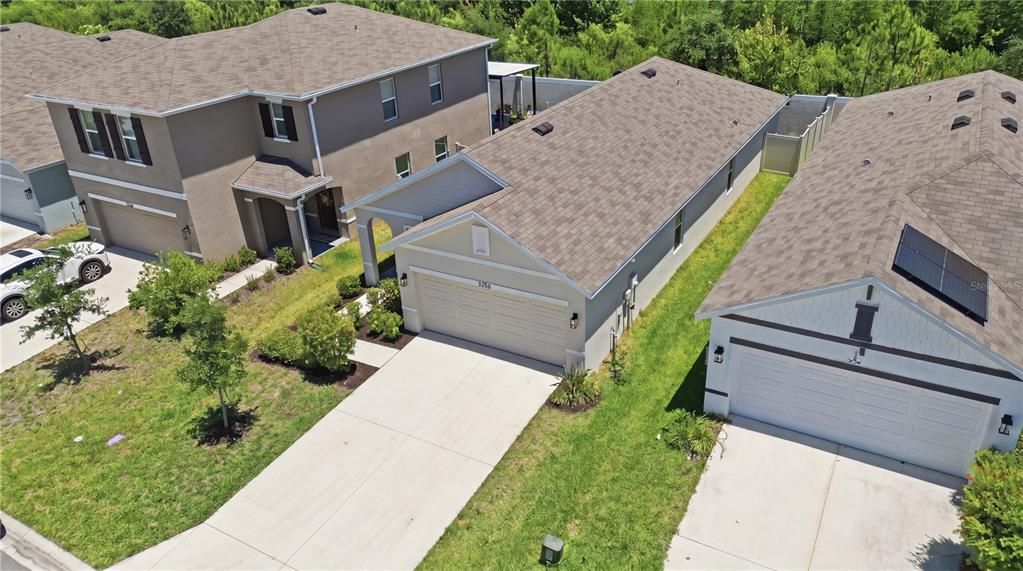 For Sale: $399,900 (3 beds, 2 baths, 1516 Square Feet)