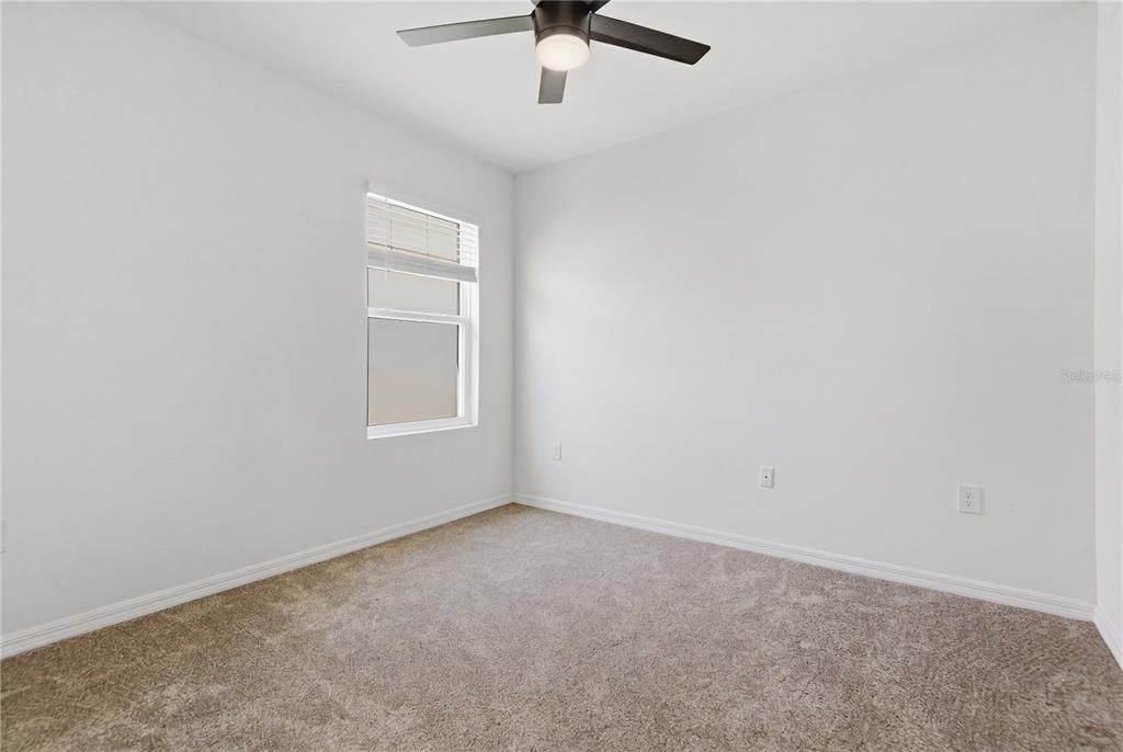 For Sale: $399,900 (3 beds, 2 baths, 1516 Square Feet)