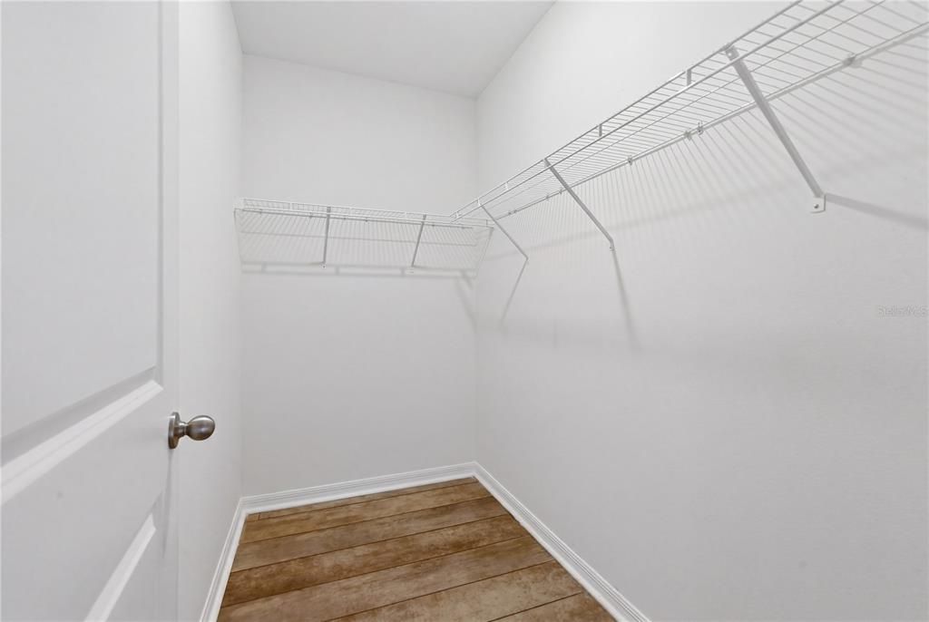For Sale: $399,900 (3 beds, 2 baths, 1516 Square Feet)