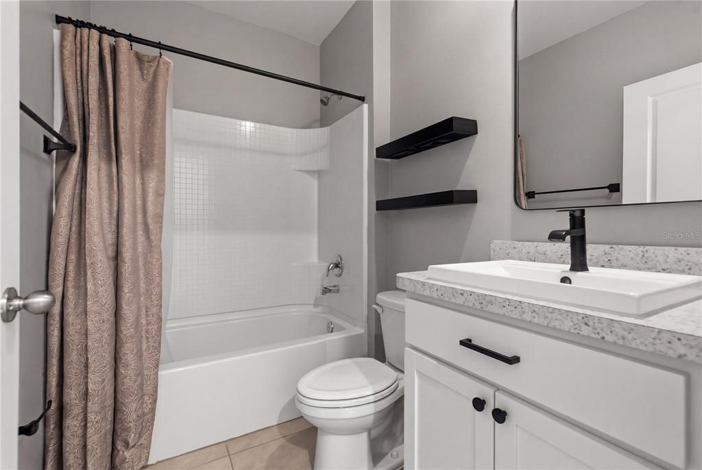 For Sale: $399,900 (3 beds, 2 baths, 1516 Square Feet)