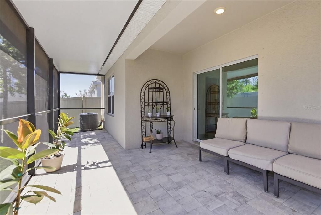 For Sale: $399,900 (3 beds, 2 baths, 1516 Square Feet)