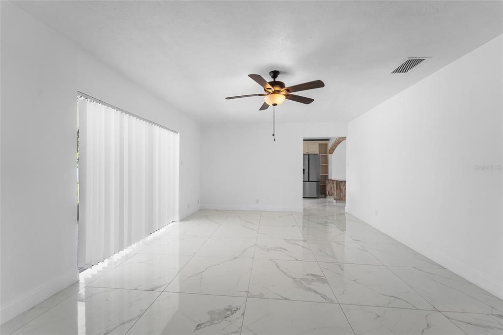 Active With Contract: $469,000 (4 beds, 2 baths, 1875 Square Feet)
