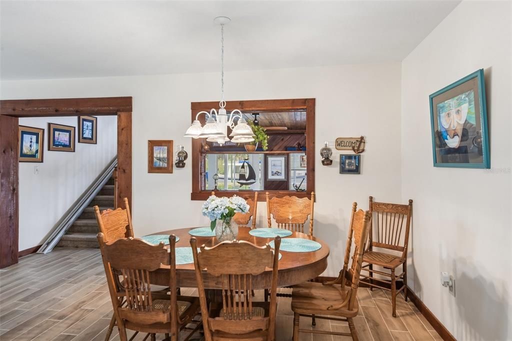 For Sale: $694,000 (3 beds, 3 baths, 2186 Square Feet)