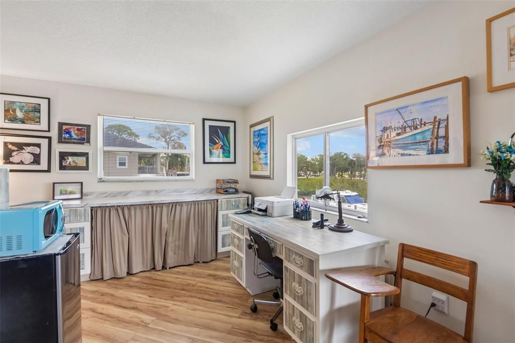 For Sale: $694,000 (3 beds, 3 baths, 2186 Square Feet)