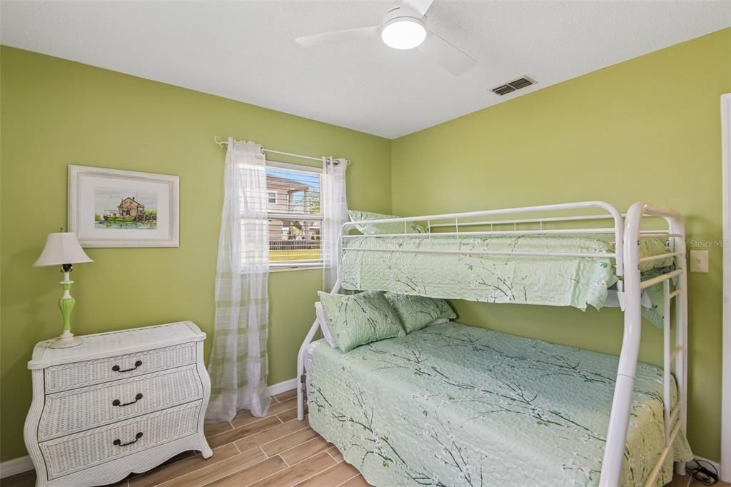 For Sale: $694,000 (3 beds, 3 baths, 2186 Square Feet)