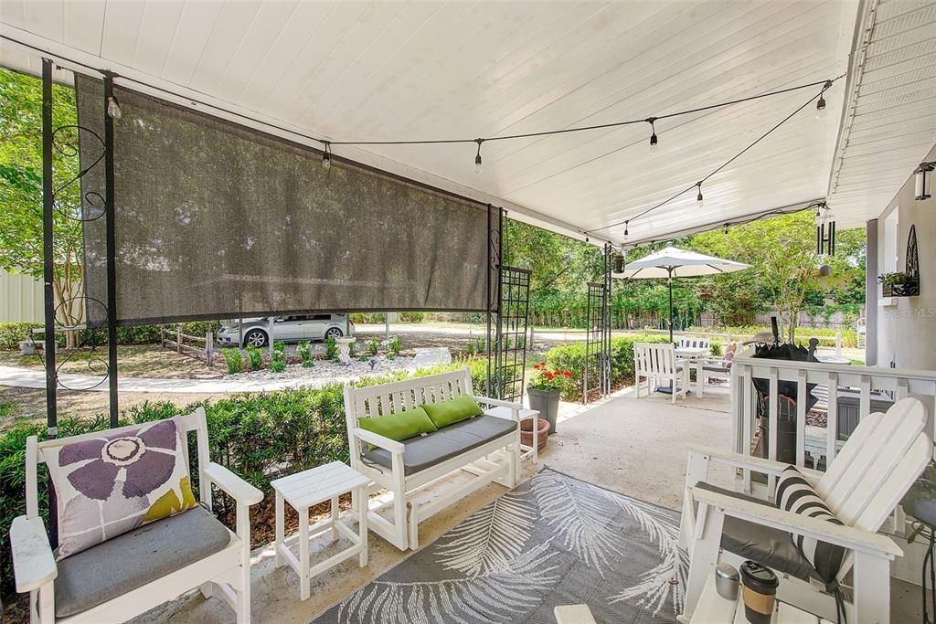 For Sale: $795,000 (3 beds, 2 baths, 1296 Square Feet)