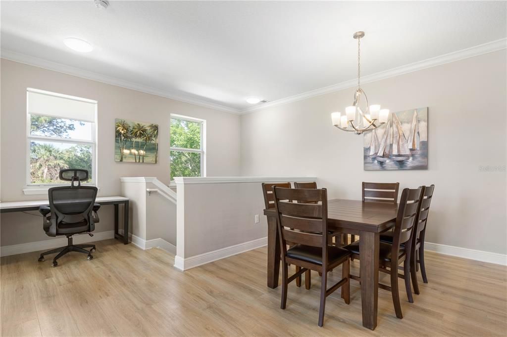 For Sale: $299,000 (2 beds, 2 baths, 1065 Square Feet)