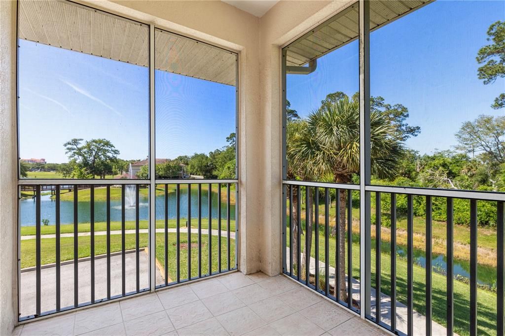 For Sale: $299,000 (2 beds, 2 baths, 1065 Square Feet)
