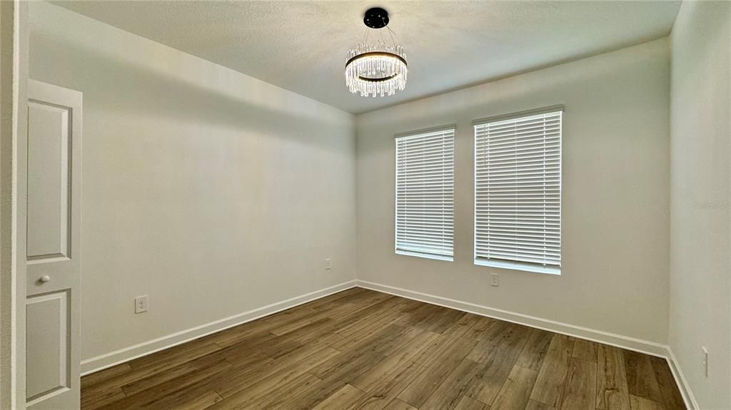 For Rent: $5,400 (6 beds, 5 baths, 3275 Square Feet)