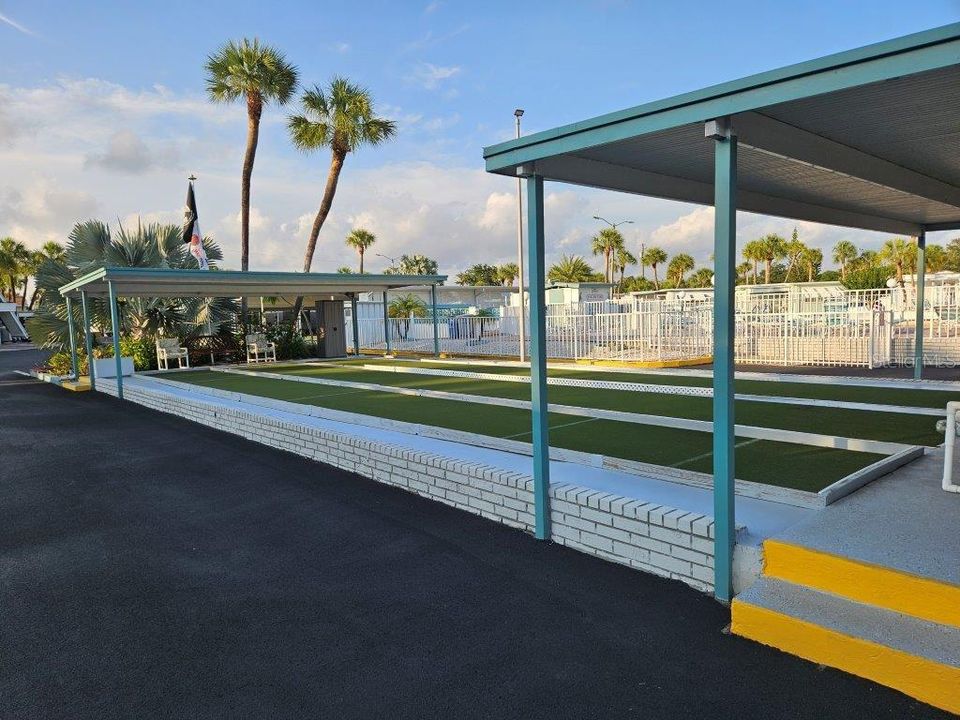 For Rent: $1,200 (1 beds, 1 baths, 570 Square Feet)
