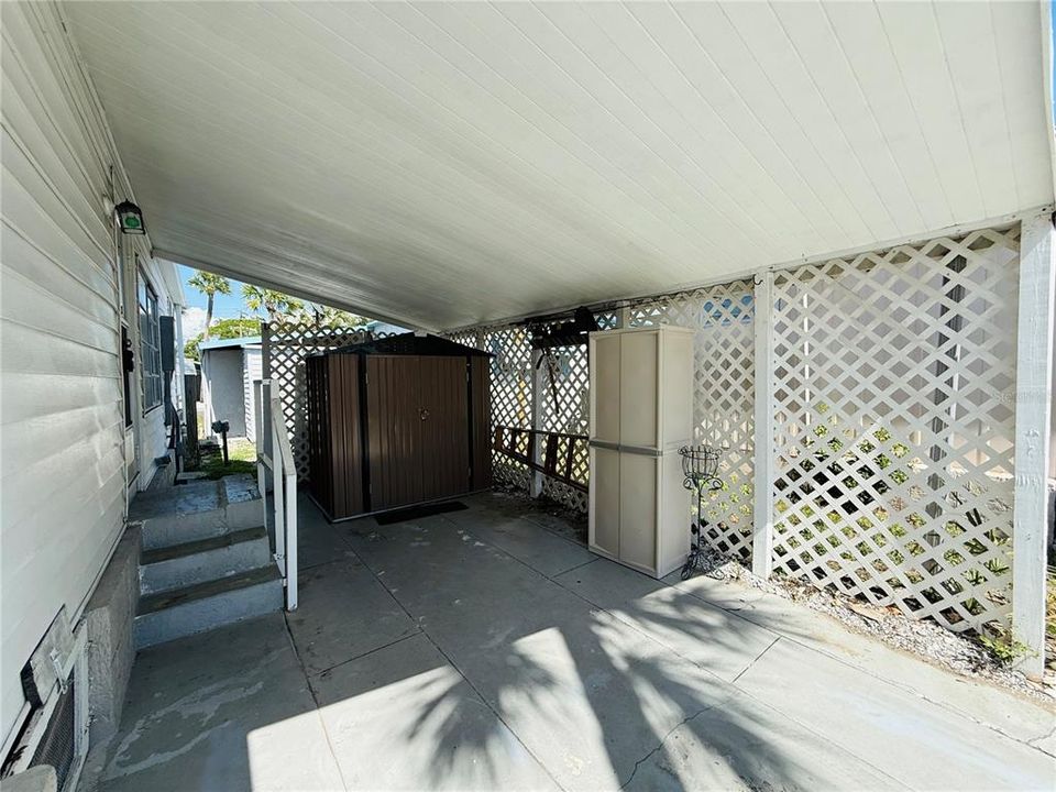 For Rent: $1,200 (1 beds, 1 baths, 570 Square Feet)