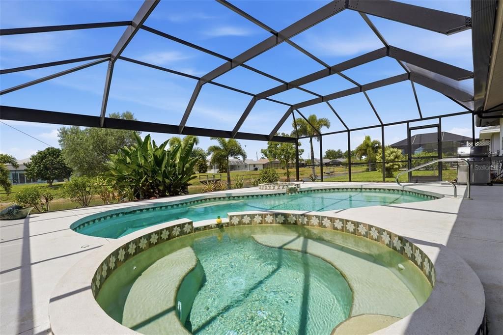 For Sale: $434,000 (3 beds, 2 baths, 2098 Square Feet)