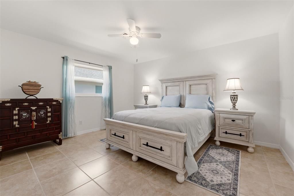 For Sale: $434,000 (3 beds, 2 baths, 2098 Square Feet)