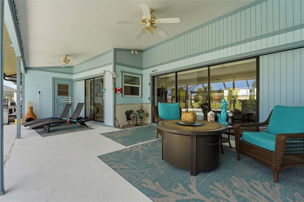 For Sale: $434,000 (3 beds, 2 baths, 2098 Square Feet)