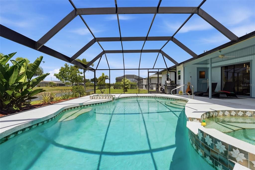 For Sale: $434,000 (3 beds, 2 baths, 2098 Square Feet)