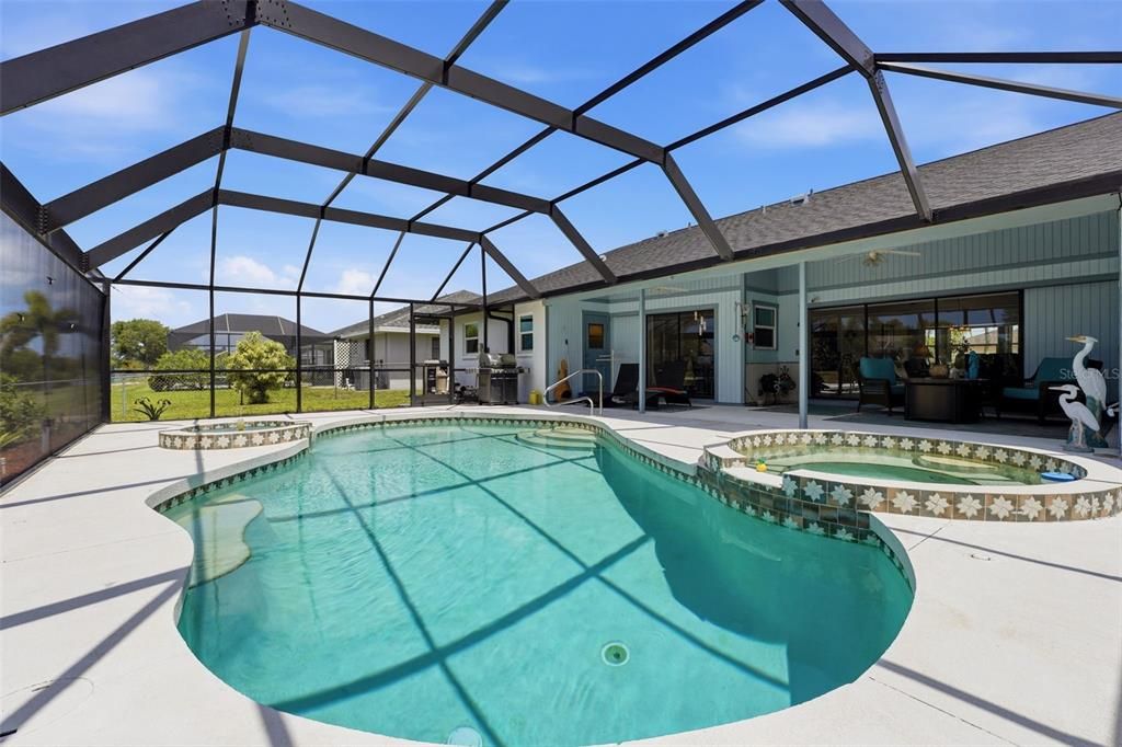 For Sale: $434,000 (3 beds, 2 baths, 2098 Square Feet)