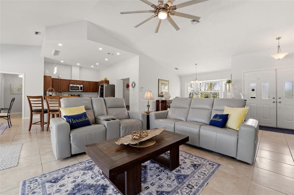 For Sale: $434,000 (3 beds, 2 baths, 2098 Square Feet)