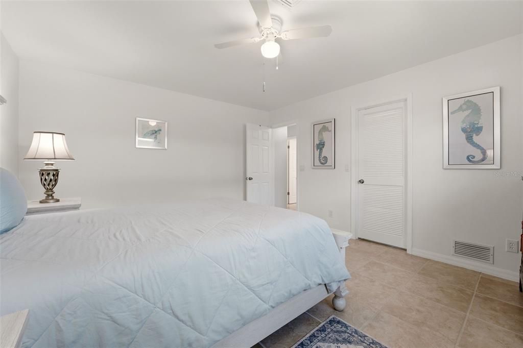 For Sale: $434,000 (3 beds, 2 baths, 2098 Square Feet)