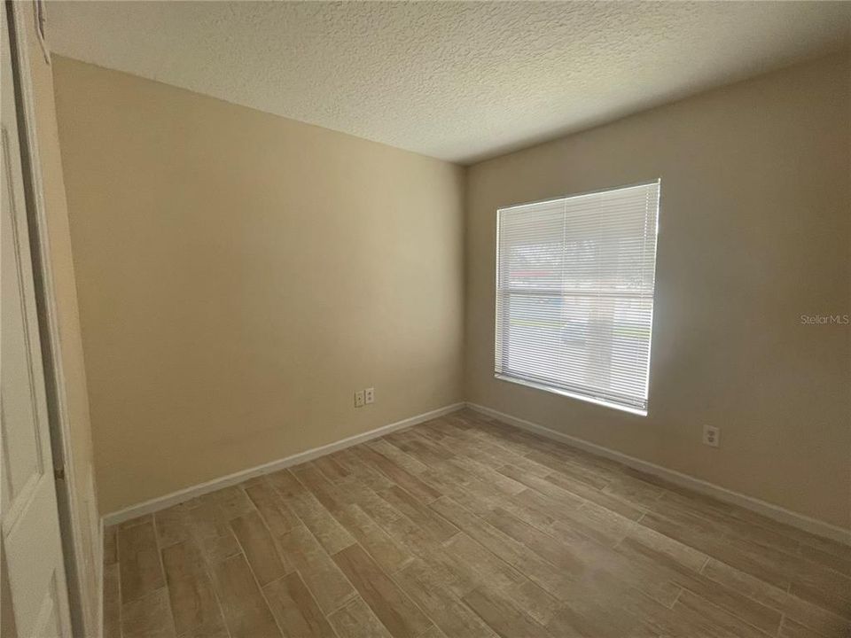 For Rent: $1,300 (2 beds, 2 baths, 800 Square Feet)