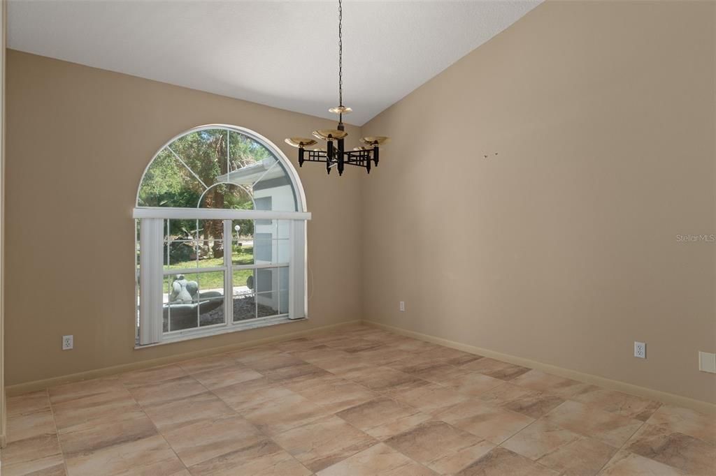 Active With Contract: $340,000 (3 beds, 3 baths, 2305 Square Feet)