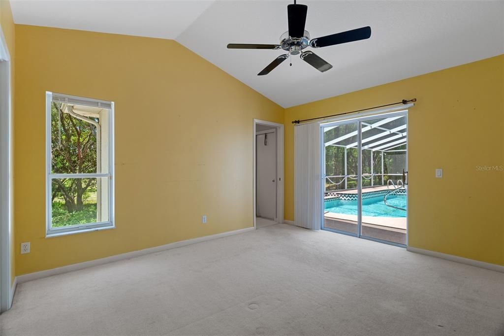 Active With Contract: $340,000 (3 beds, 3 baths, 2305 Square Feet)