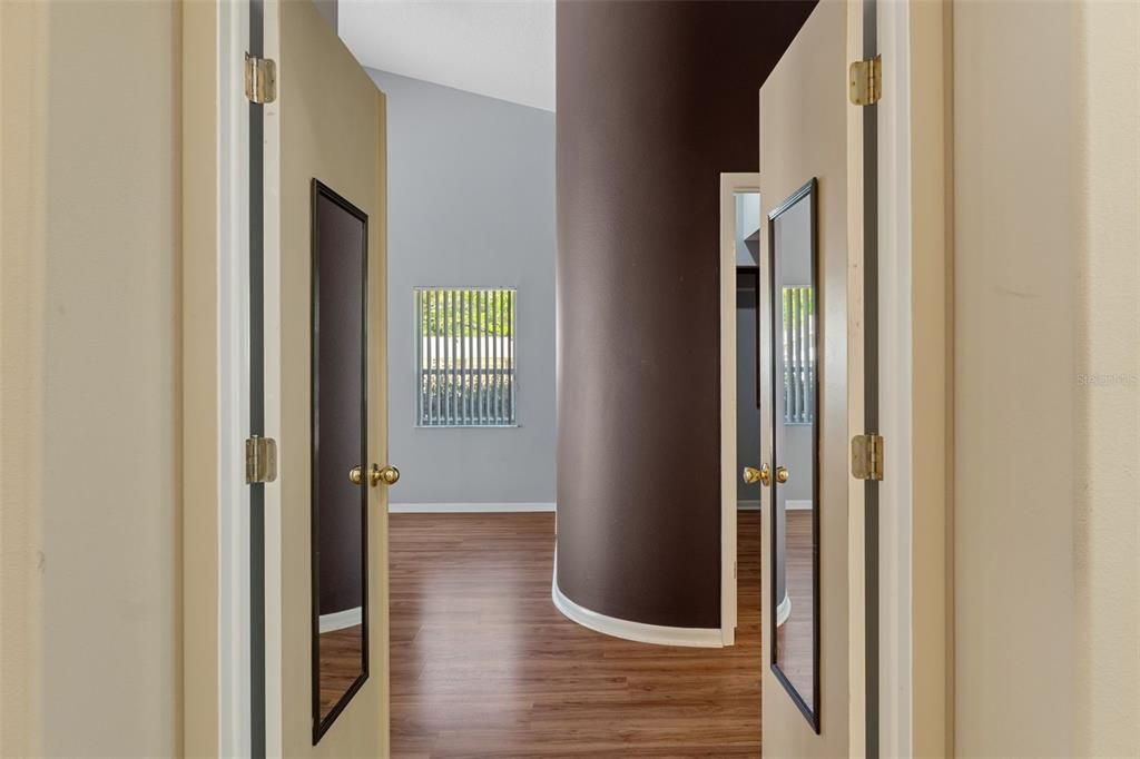 Active With Contract: $340,000 (3 beds, 3 baths, 2305 Square Feet)