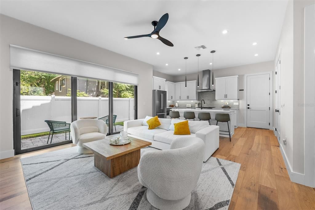 En Venta: $899,000 (3 camas, 2 baños, 1884 Pies cuadrados)