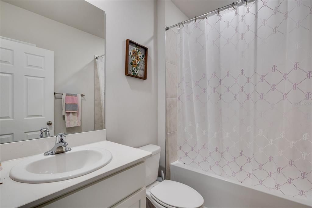 For Sale: $315,000 (3 beds, 2 baths, 1672 Square Feet)