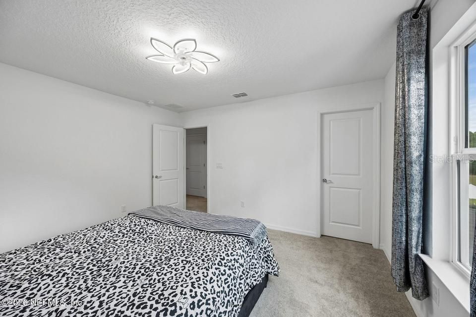 For Sale: $590,000 (5 beds, 3 baths, 3695 Square Feet)