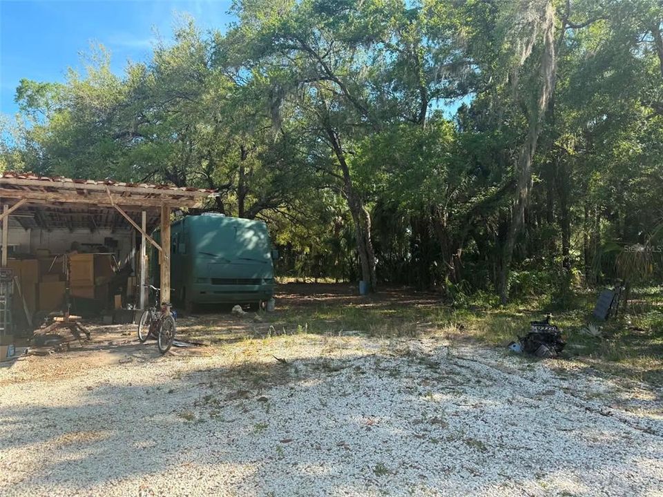 For Sale: $125,000 (3 beds, 1 baths, 960 Square Feet)