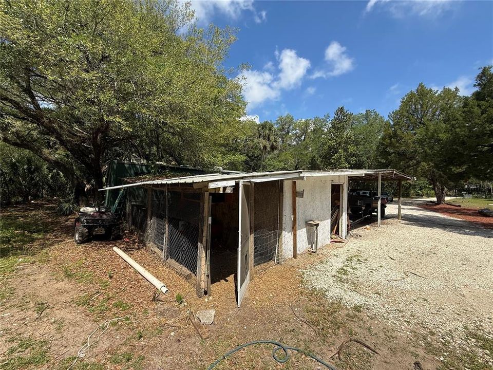 For Sale: $125,000 (3 beds, 1 baths, 960 Square Feet)
