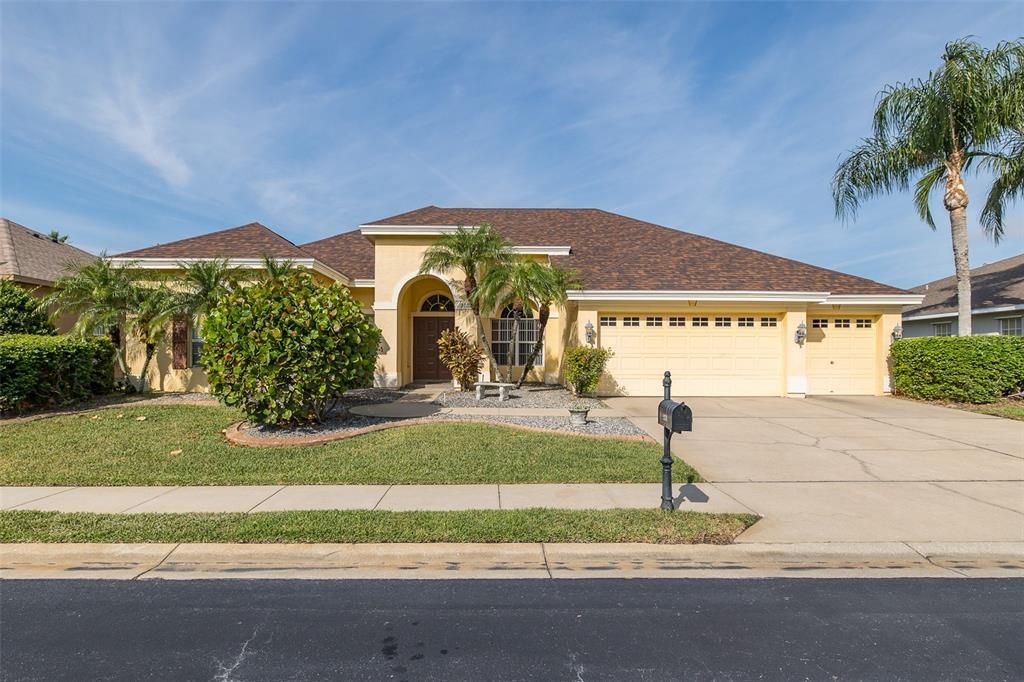 Active With Contract: $695,000 (4 beds, 4 baths, 3410 Square Feet)