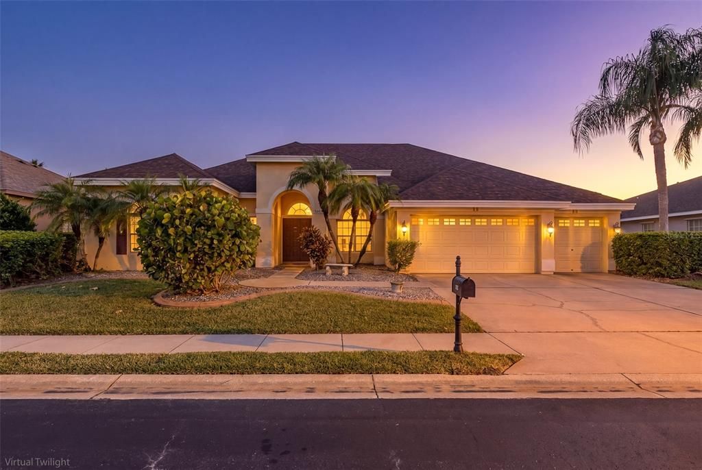 Active With Contract: $695,000 (4 beds, 4 baths, 3410 Square Feet)