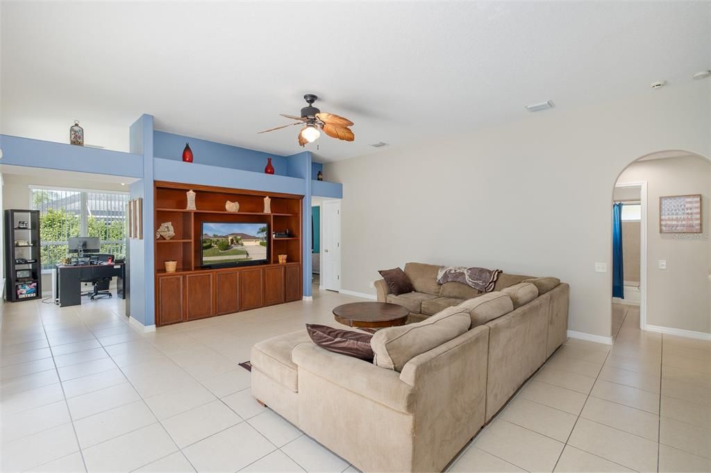 Active With Contract: $695,000 (4 beds, 4 baths, 3410 Square Feet)