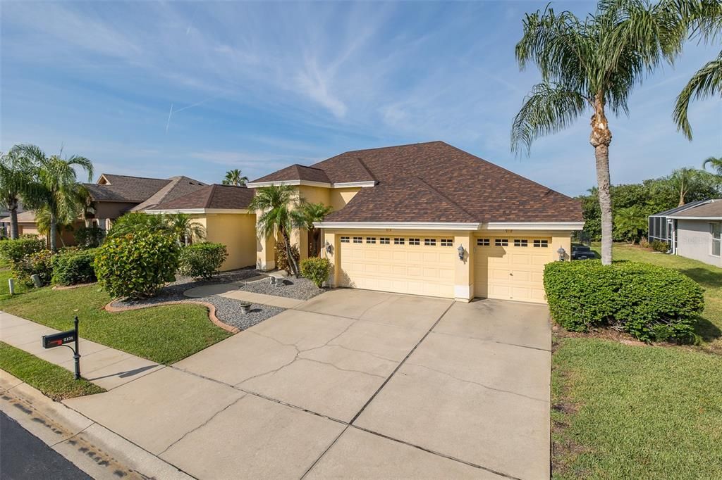 Active With Contract: $695,000 (4 beds, 4 baths, 3410 Square Feet)