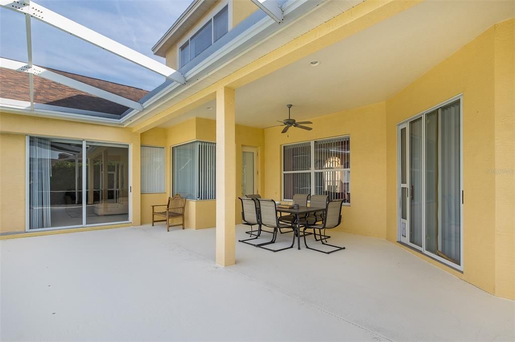 Active With Contract: $695,000 (4 beds, 4 baths, 3410 Square Feet)