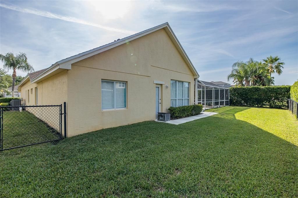 Active With Contract: $695,000 (4 beds, 4 baths, 3410 Square Feet)