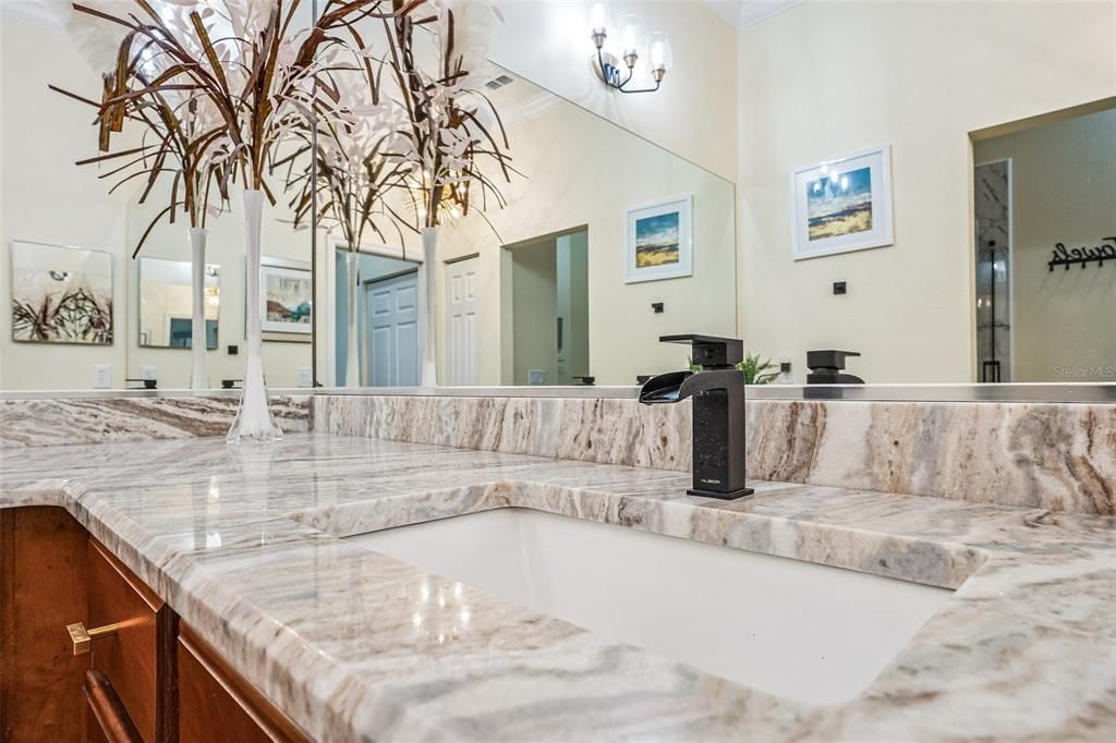 Под контрактом: $335,000 (3 спален, 2 ванн, 1537 Квадратных фут)