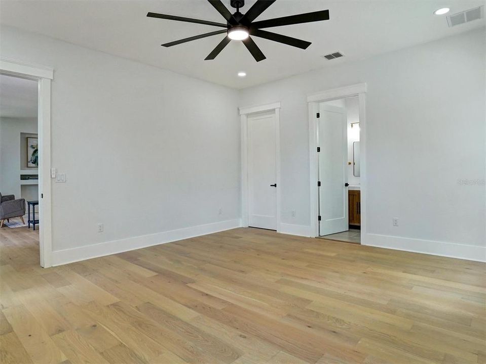 En Venta: $1,350,000 (5 camas, 4 baños, 3382 Pies cuadrados)