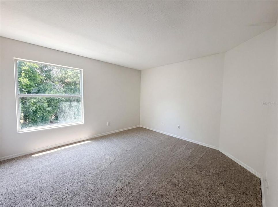 En Venta: $440,000 (4 camas, 2 baños, 2560 Pies cuadrados)