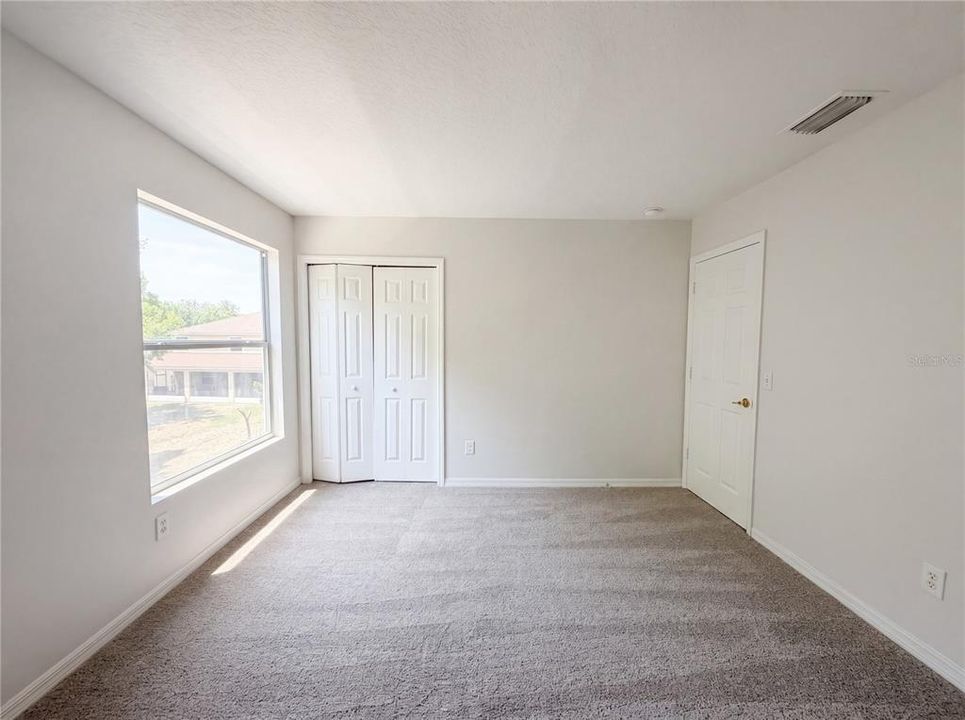 En Venta: $440,000 (4 camas, 2 baños, 2560 Pies cuadrados)