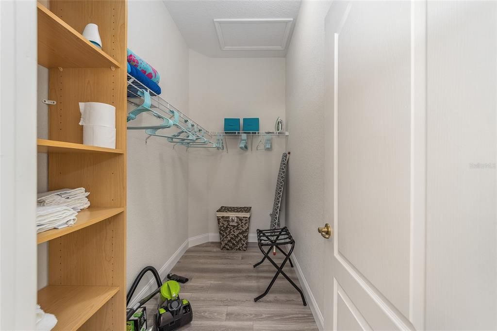 For Sale: $485,000 (3 beds, 2 baths, 1891 Square Feet)