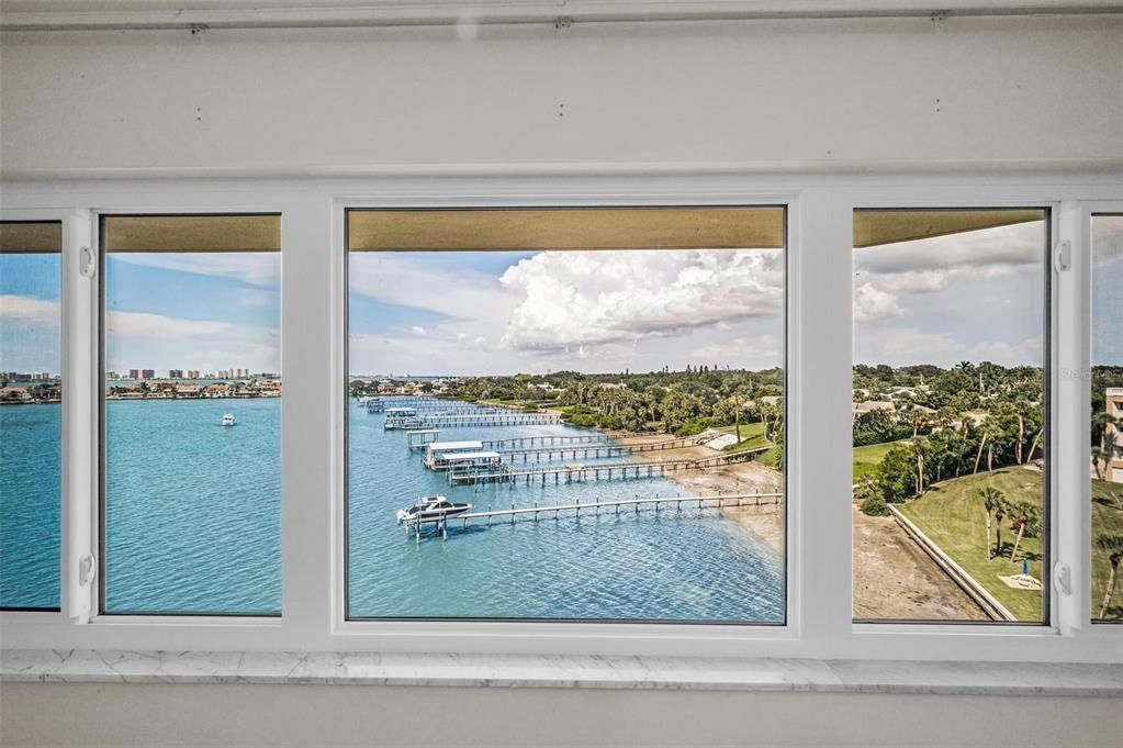 For Sale: $407,900 (2 beds, 2 baths, 1440 Square Feet)