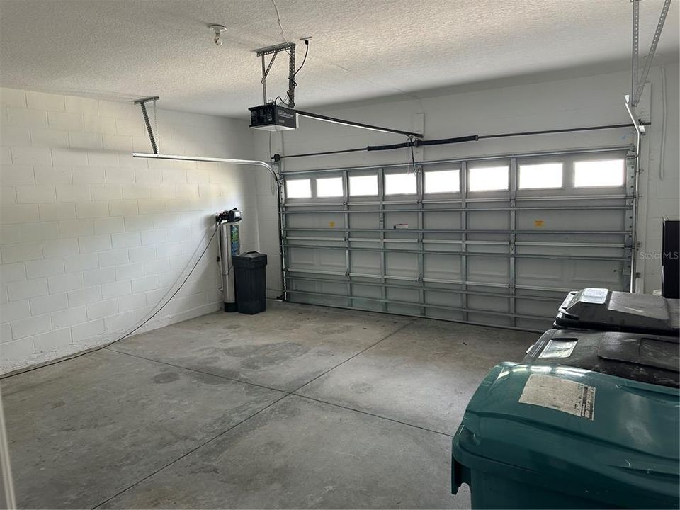 En Renta: $2,695 (4 camas, 2 baños, 2008 Pies cuadrados)