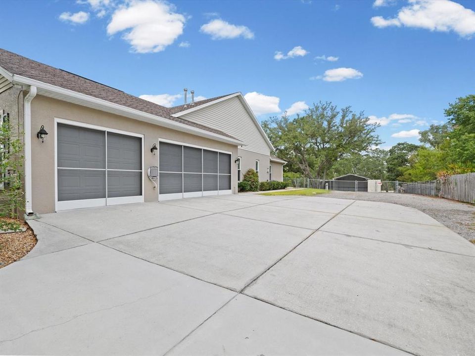 Active With Contract: $575,000 (4 beds, 2 baths, 2525 Square Feet)
