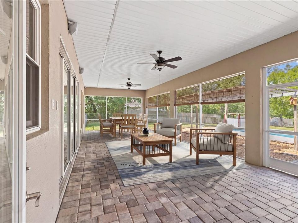 Active With Contract: $575,000 (4 beds, 2 baths, 2525 Square Feet)
