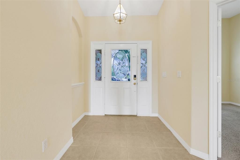 En Venta: $575,000 (4 camas, 3 baños, 3044 Pies cuadrados)