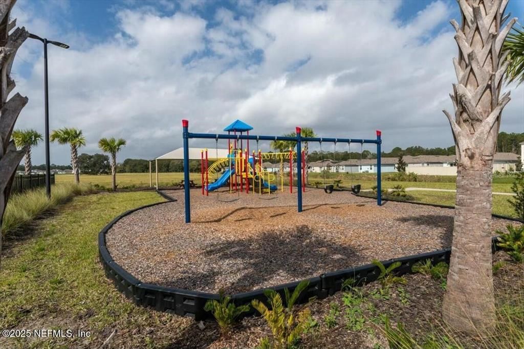 For Sale: $409,000 (4 beds, 2 baths, 2231 Square Feet)